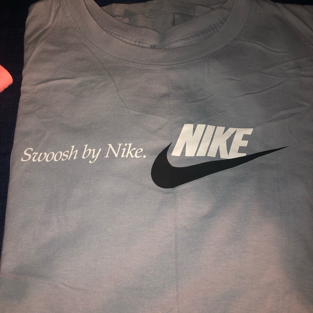 Nike Swoosh Gray Tee